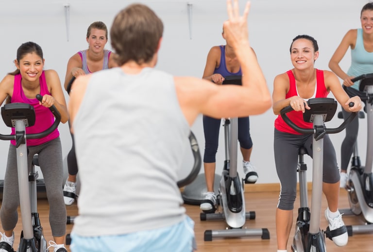 clases spinning, ciclo en atai sport club. bormujos. club deportivo. gimnasio. aljarafe. sevilla