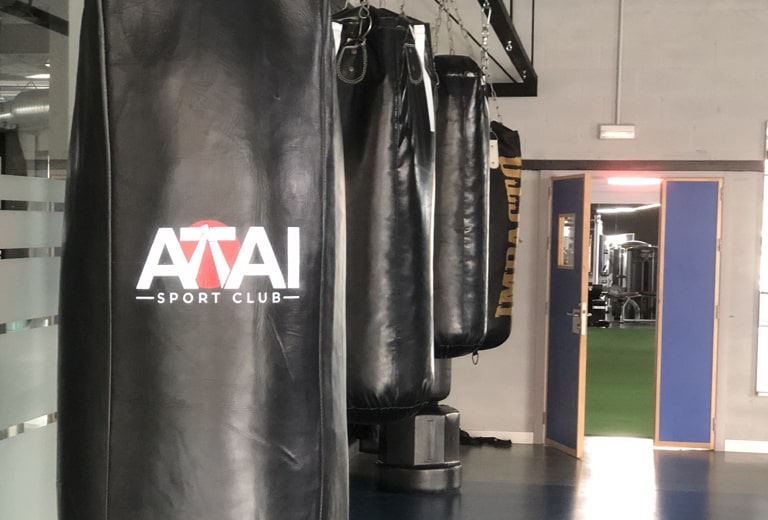 sala boxeo, kickboxing, taekwondo, the fighter club atai sport club. club deportivo. gimnasio aljarafe sevilla