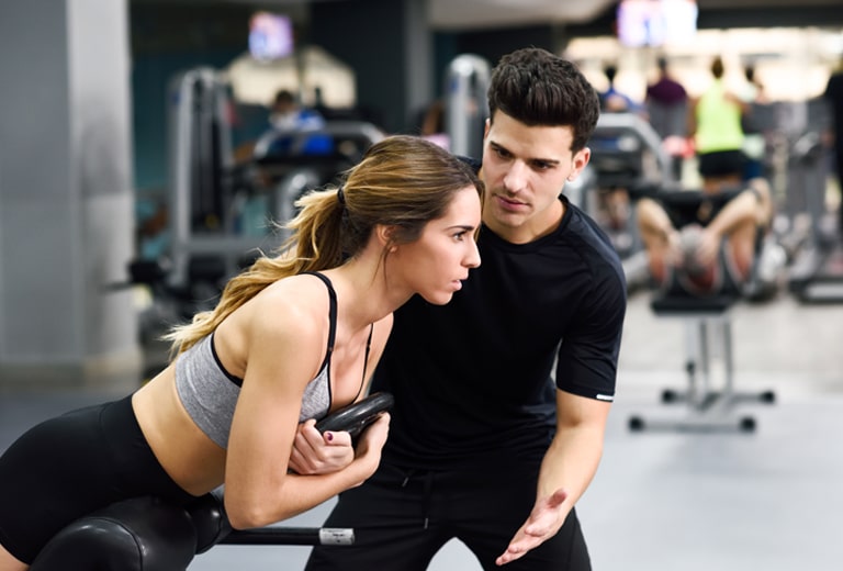 entrenador personal. personal trainer. entrenamiento personalizado en atai sport club. gimnasio. club deportivo. bormujos, aljarafe, sevilla